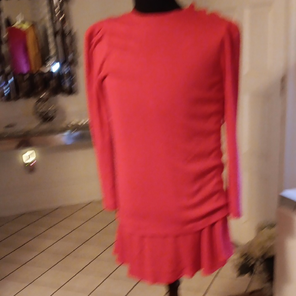 Long-Sleeve Pink 2 piece dress
